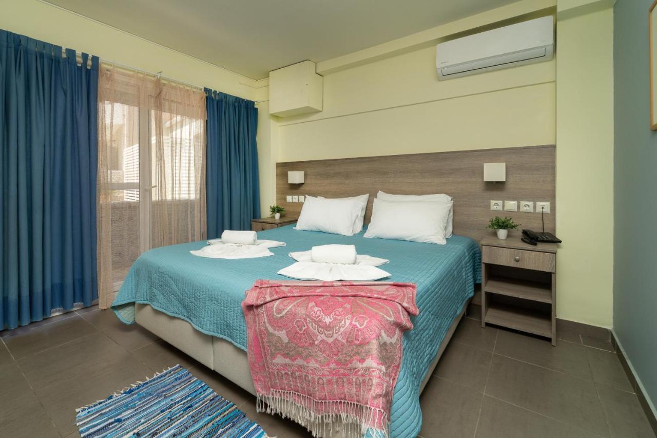 Hotel Estia 피니코운타 외부 사진